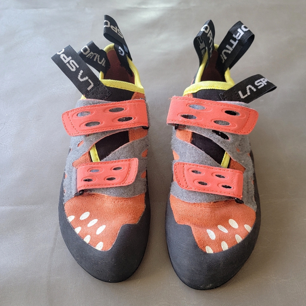 La Sportiva Tarantula Climbing Shoe, Size 5.5, EUR 37.5, Coral Orange